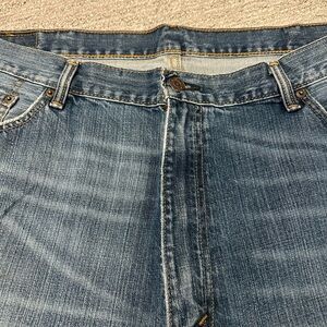 Mens Jean.    In good Condition.  No holes.  Size 44/30